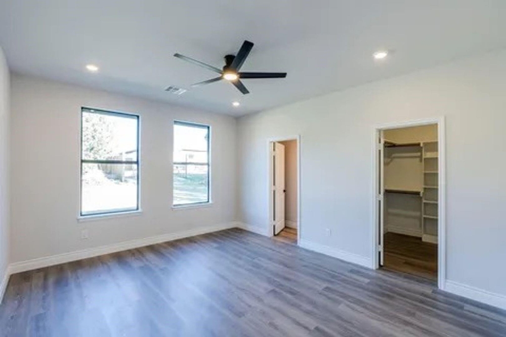 5713 Stonegate Circle - Photo 7