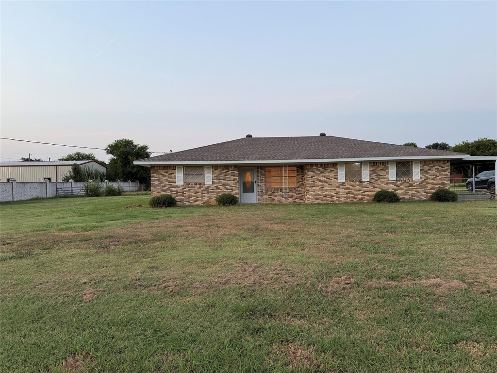 1729 Vicky Lane - Photo 0