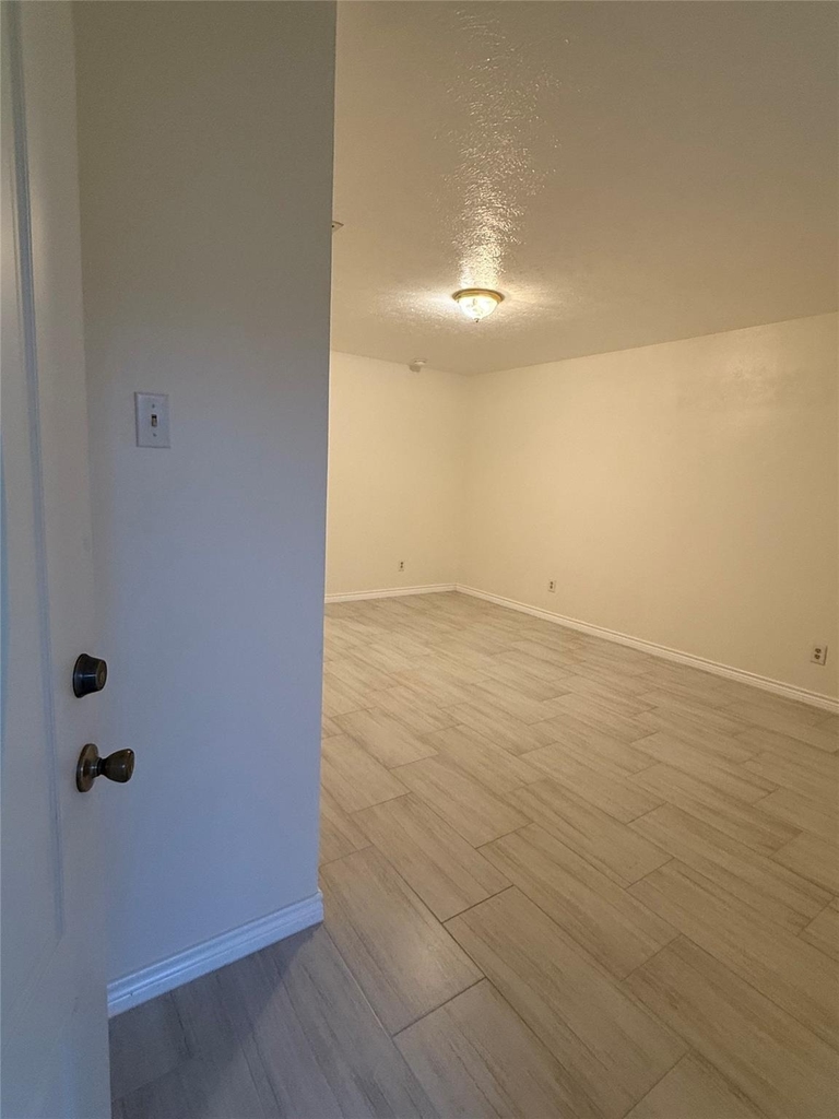 1729 Vicky Lane - Photo 9