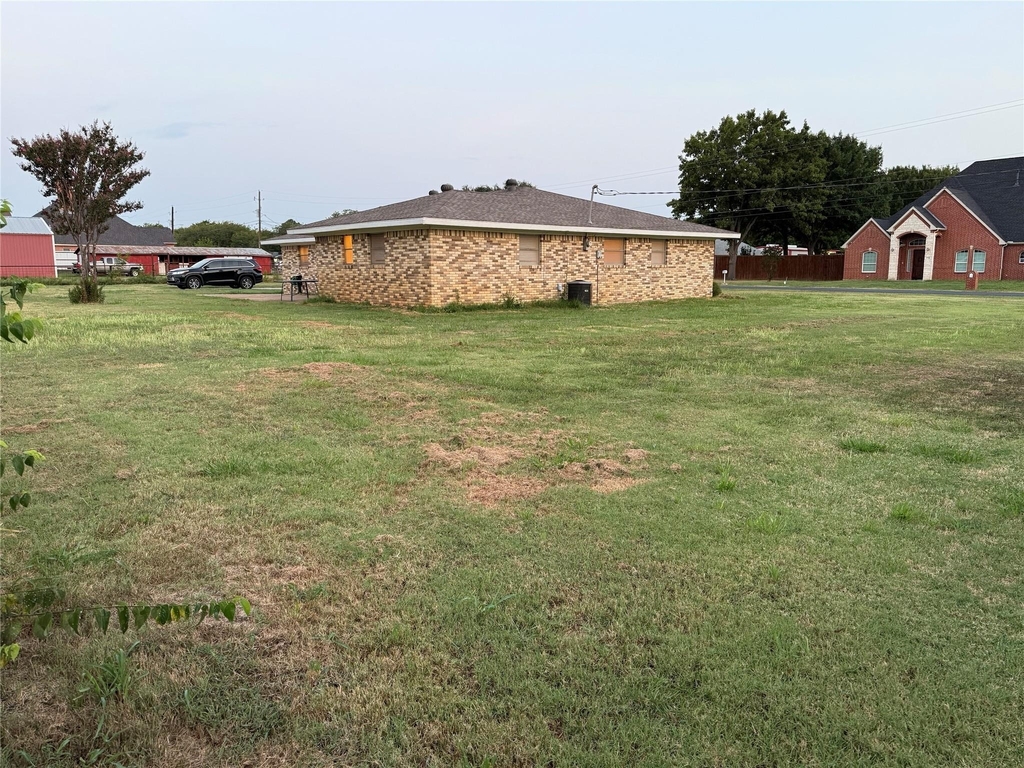 1729 Vicky Lane - Photo 3