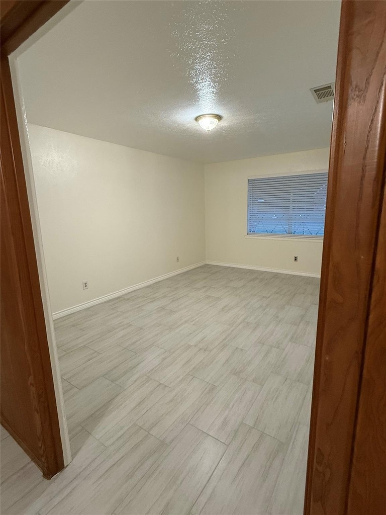1729 Vicky Lane - Photo 14