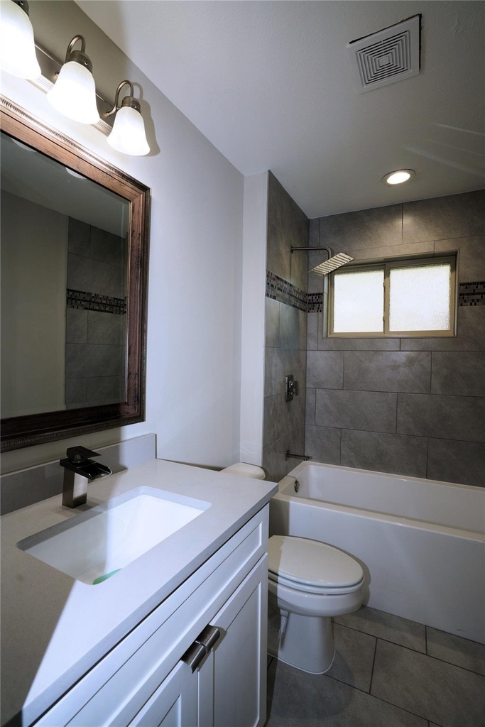 2435 Hillsboro Avenue - Photo 15