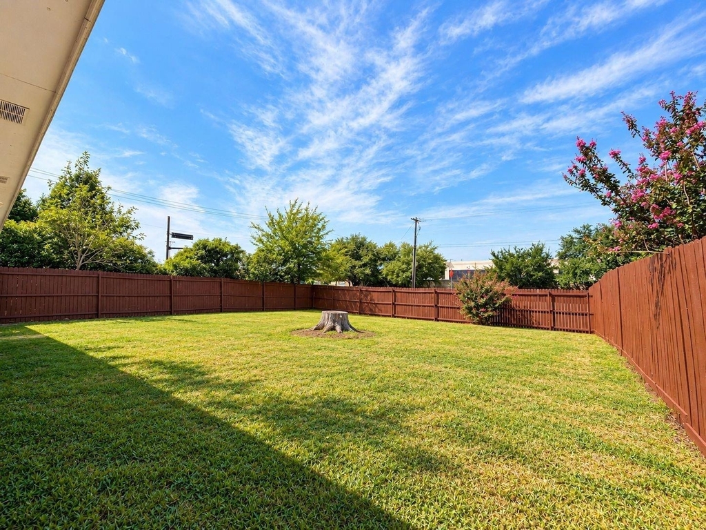 2096 Colt Court - Photo 9