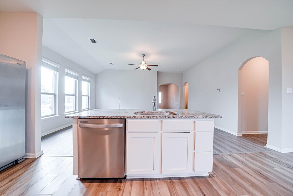 2112 Penaflor Drive - Photo 6