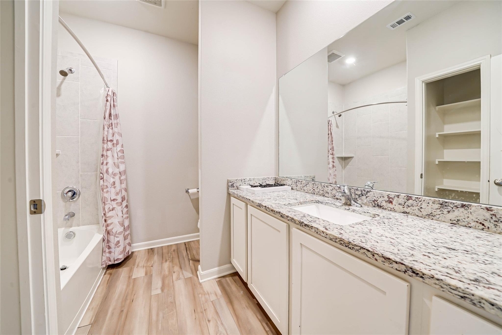 2112 Penaflor Drive - Photo 14