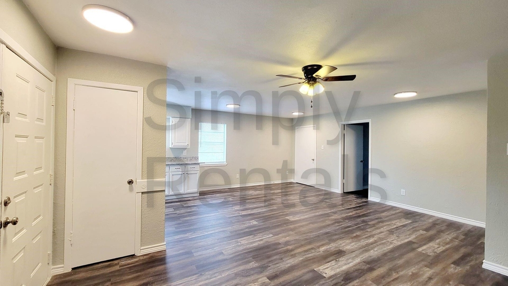 2602 Bliss - Photo 6