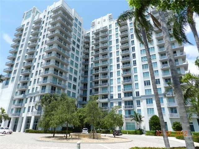 300 S Australian Avenue - Photo 0