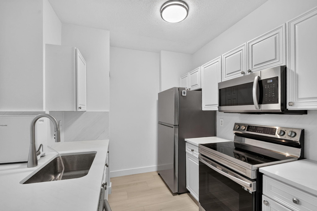630 S Sapodilla Avenue - Photo 20