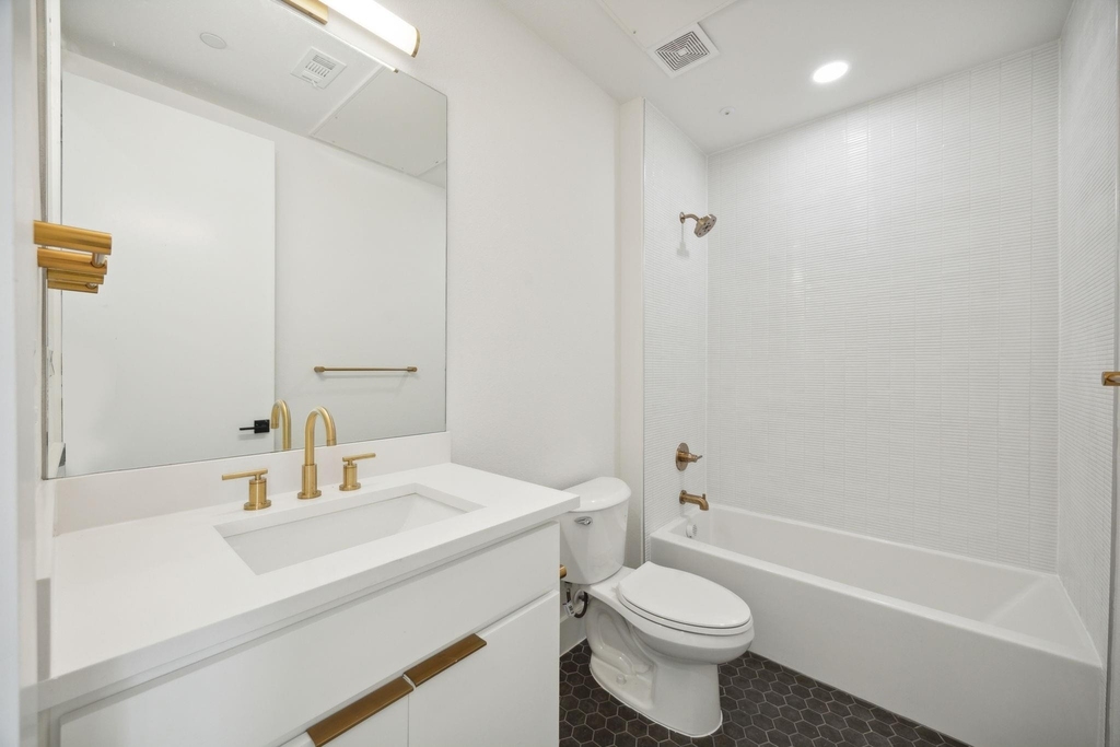 4907 Bryan Street - Photo 6