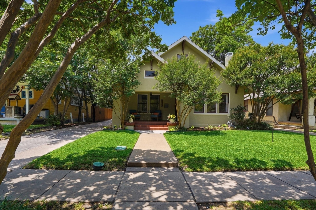 2212 Hurley Avenue - Photo 0