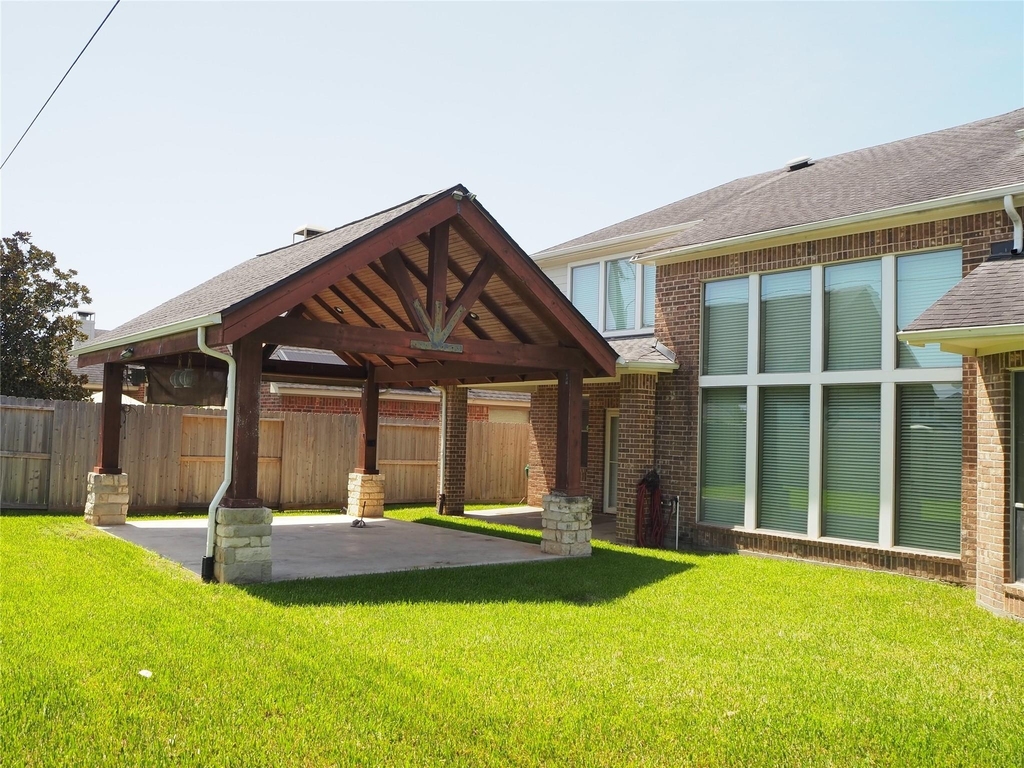 28607 Green Hedge Drive - Photo 3
