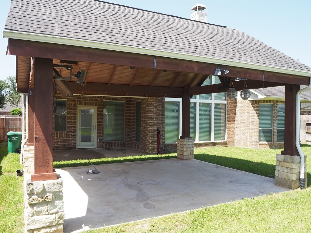 28607 Green Hedge Drive - Photo 6