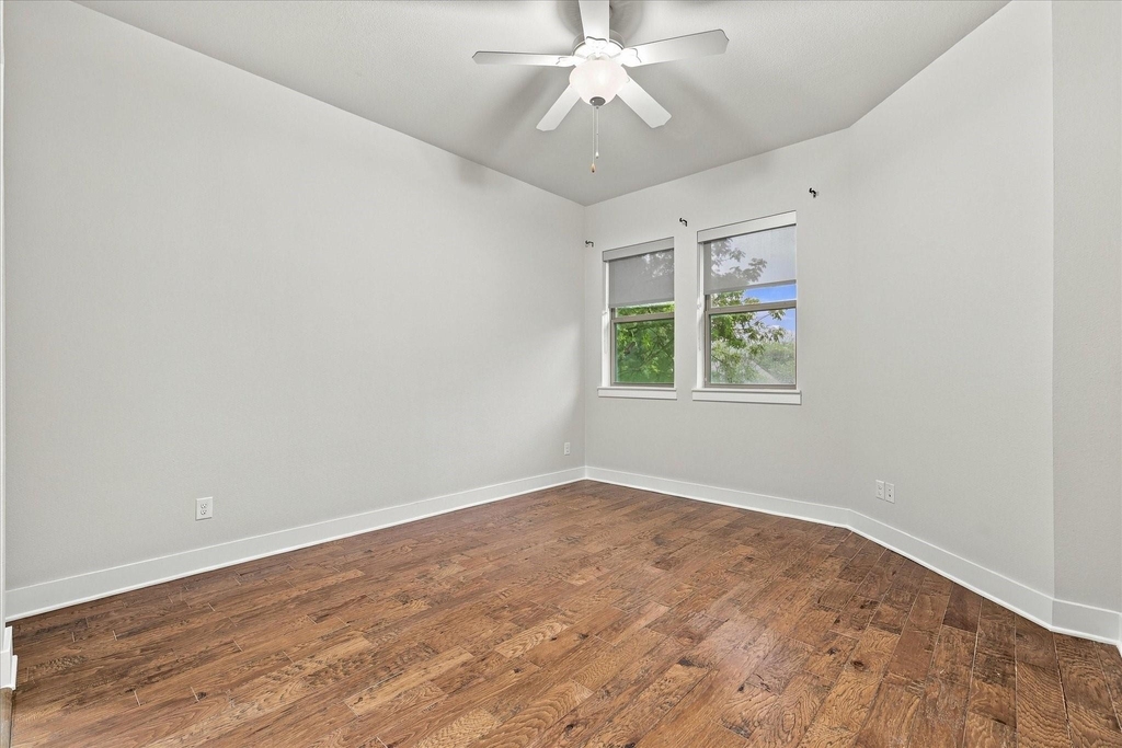 6251 Lakeshore Drive - Photo 26