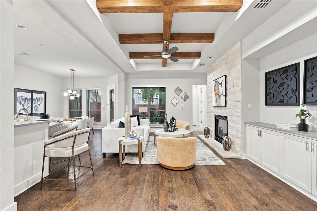 6251 Lakeshore Drive - Photo 5