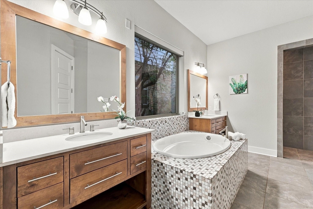 6251 Lakeshore Drive - Photo 17