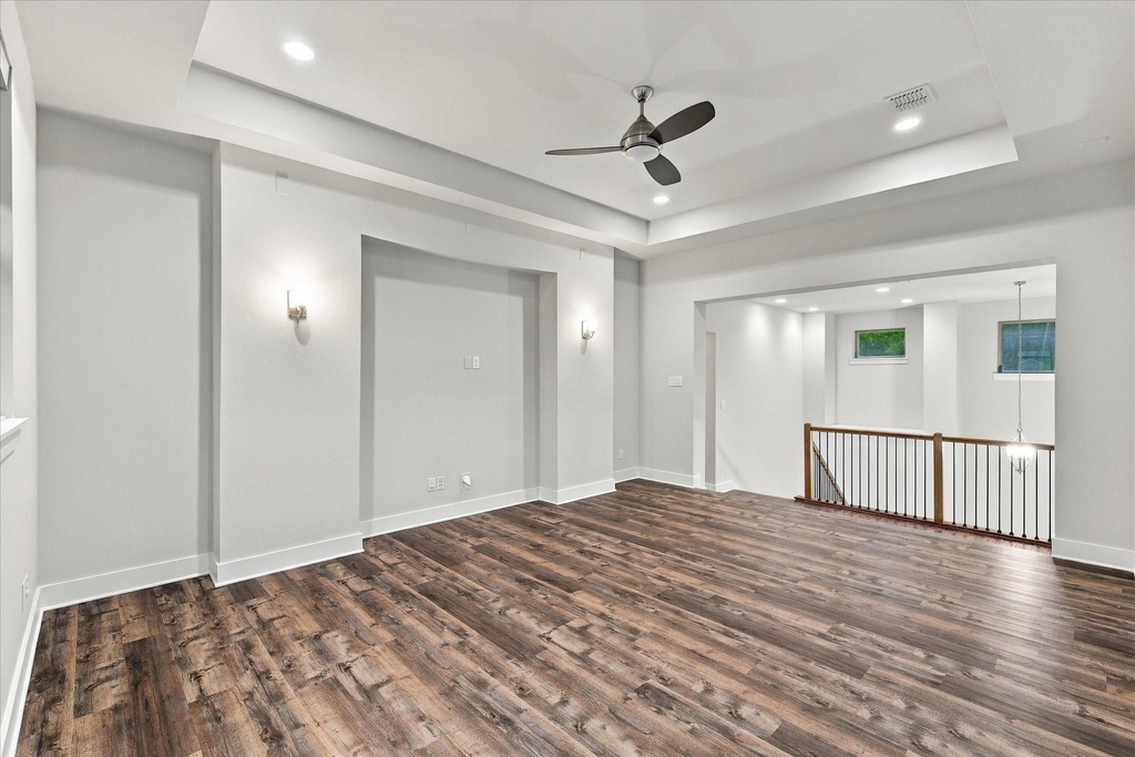 6251 Lakeshore Drive - Photo 18