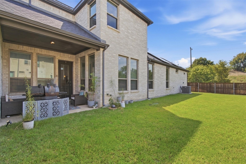 7243 Zachery Drive - Photo 24