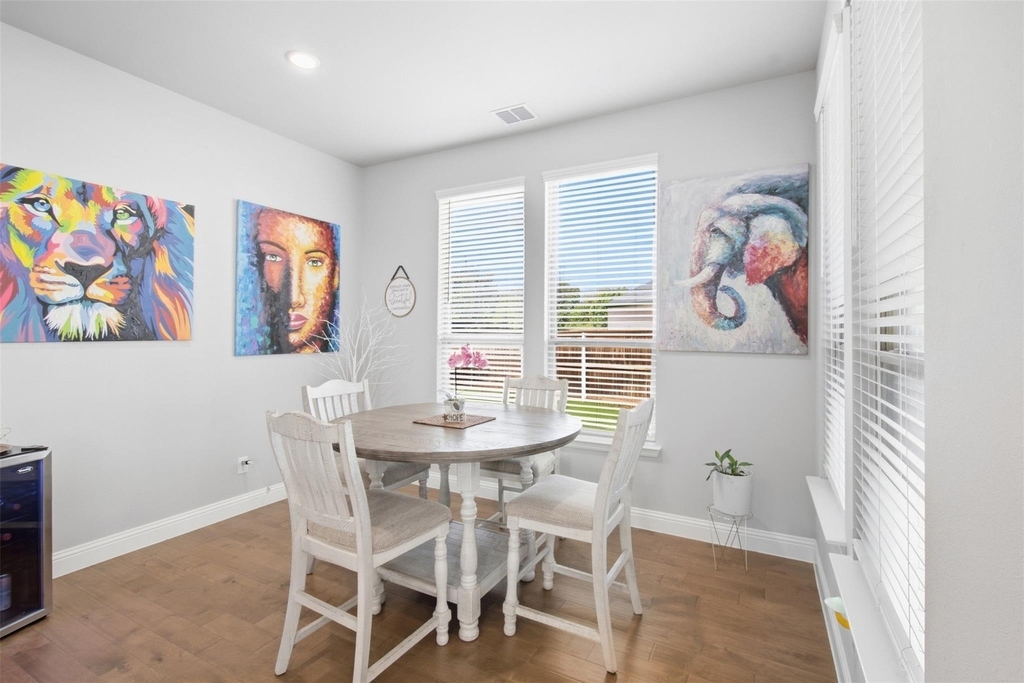 7243 Zachery Drive - Photo 8