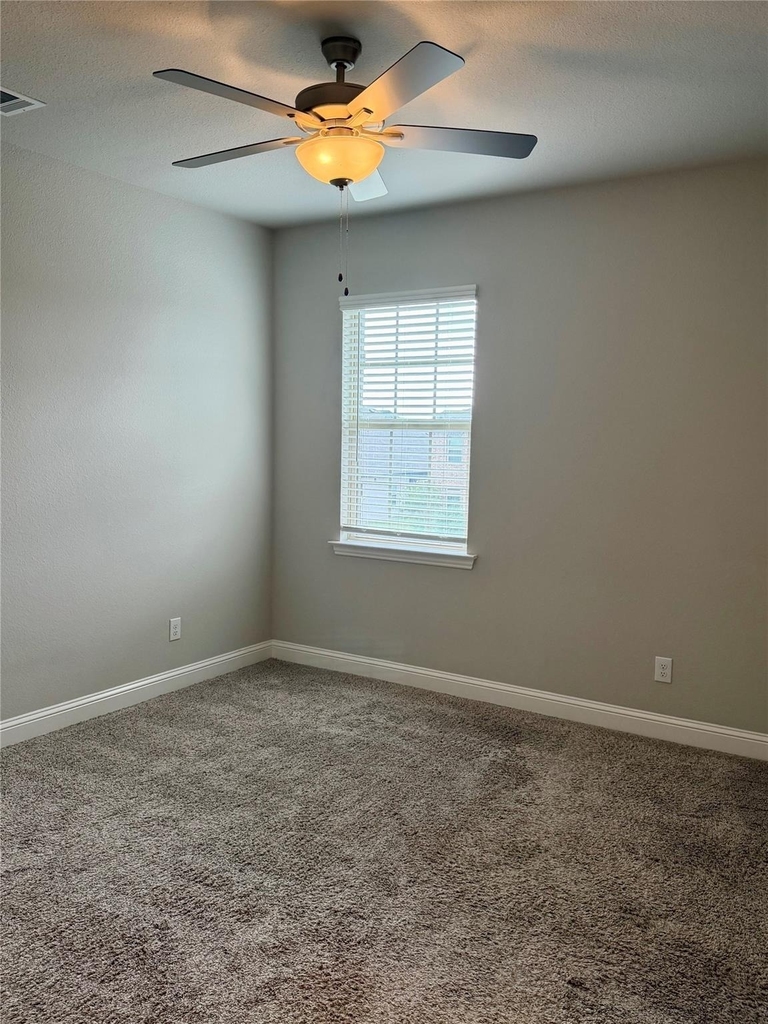 1196 Putnam Drive - Photo 12