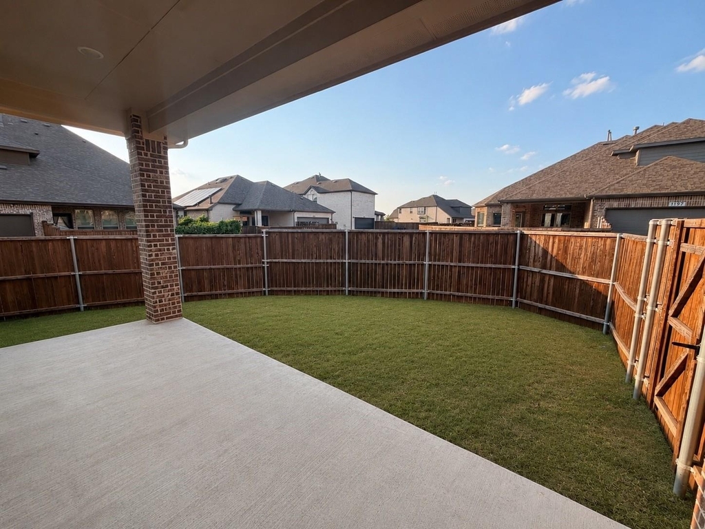 1196 Putnam Drive - Photo 33