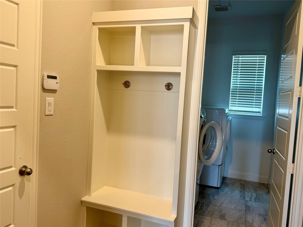 1196 Putnam Drive - Photo 22
