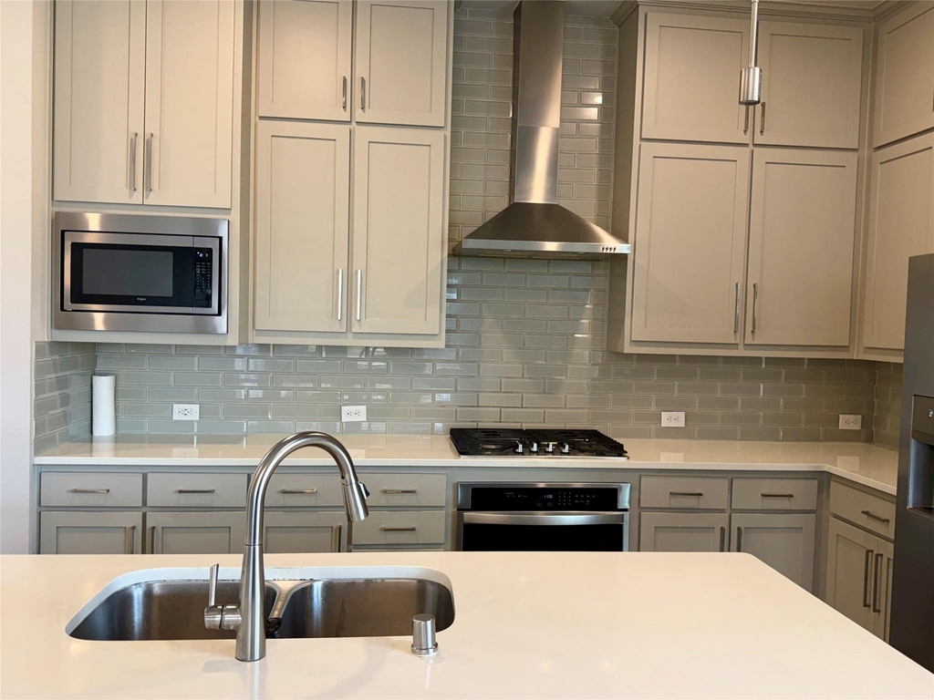 1196 Putnam Drive - Photo 15