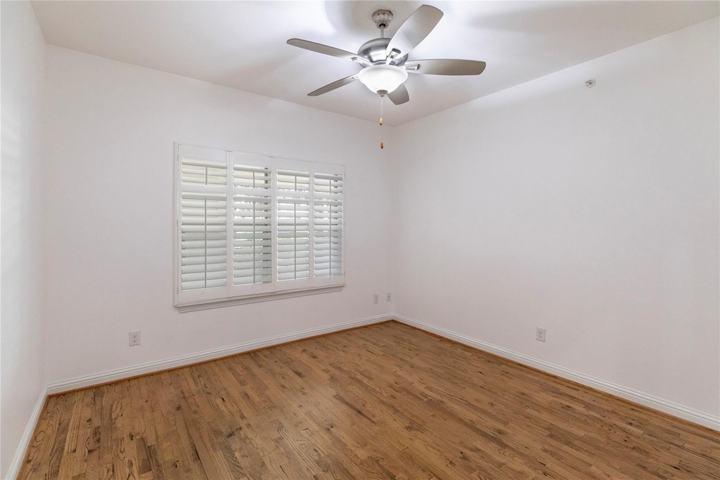 500 Waters Edge Drive - Photo 27