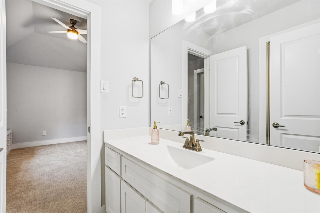 1212 Sapphire Lane - Photo 27
