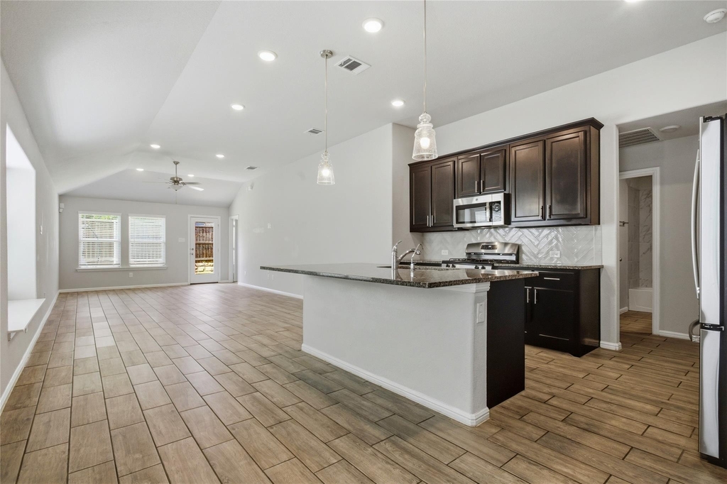 14009 Danesdale Drive - Photo 4
