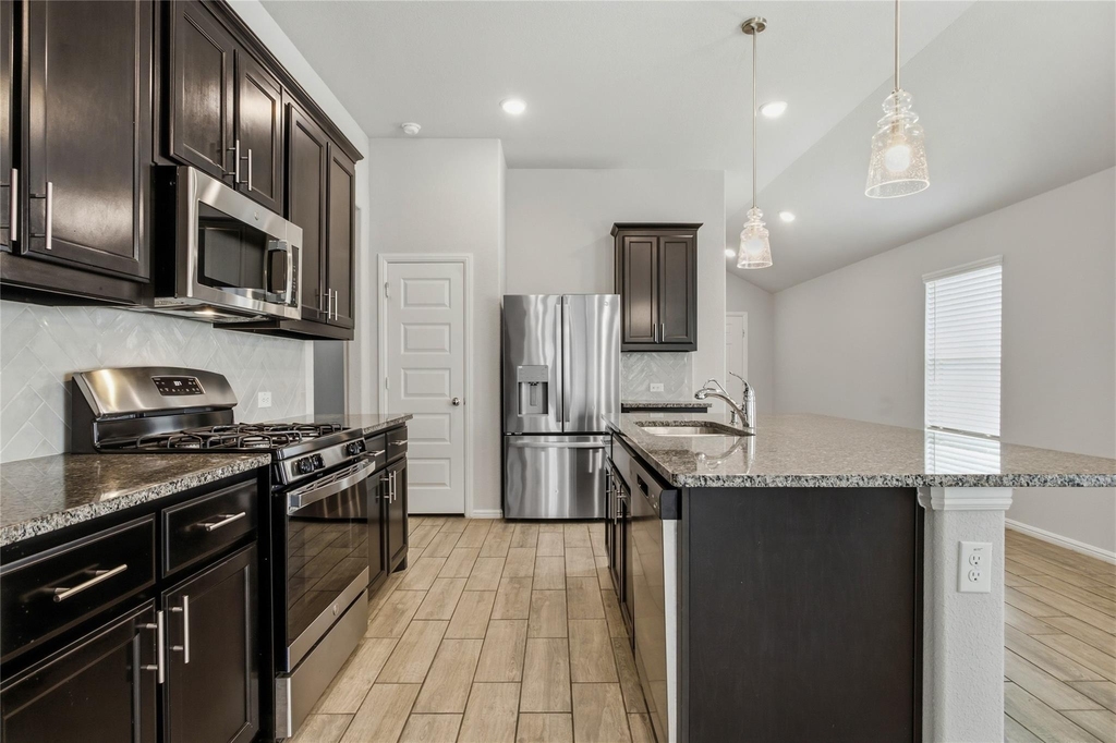 14009 Danesdale Drive - Photo 6