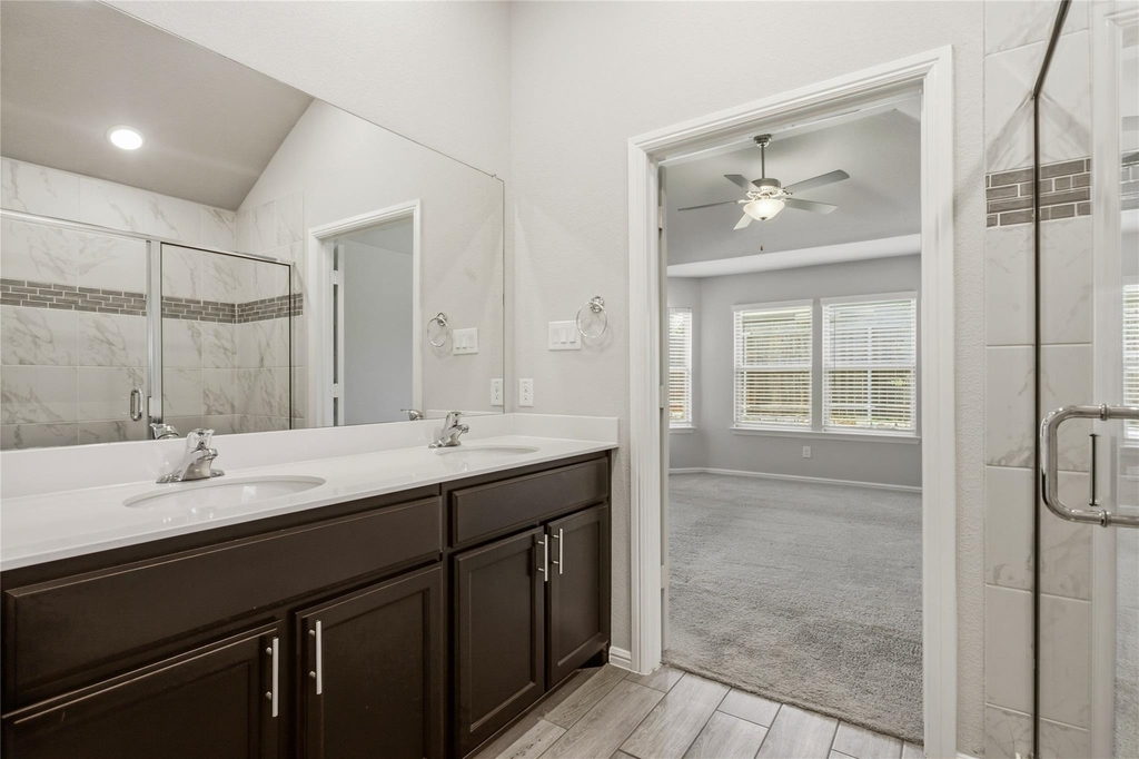 14009 Danesdale Drive - Photo 15