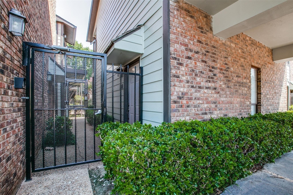 3904 Rawlins Street - Photo 23