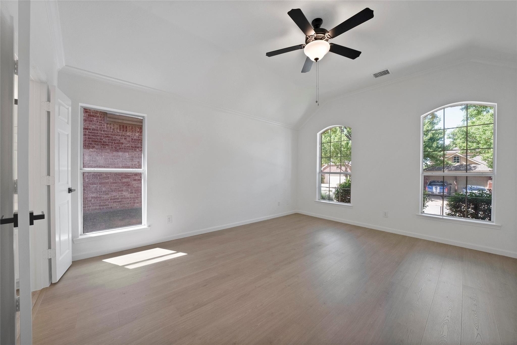 1687 Garrison Drive - Photo 18