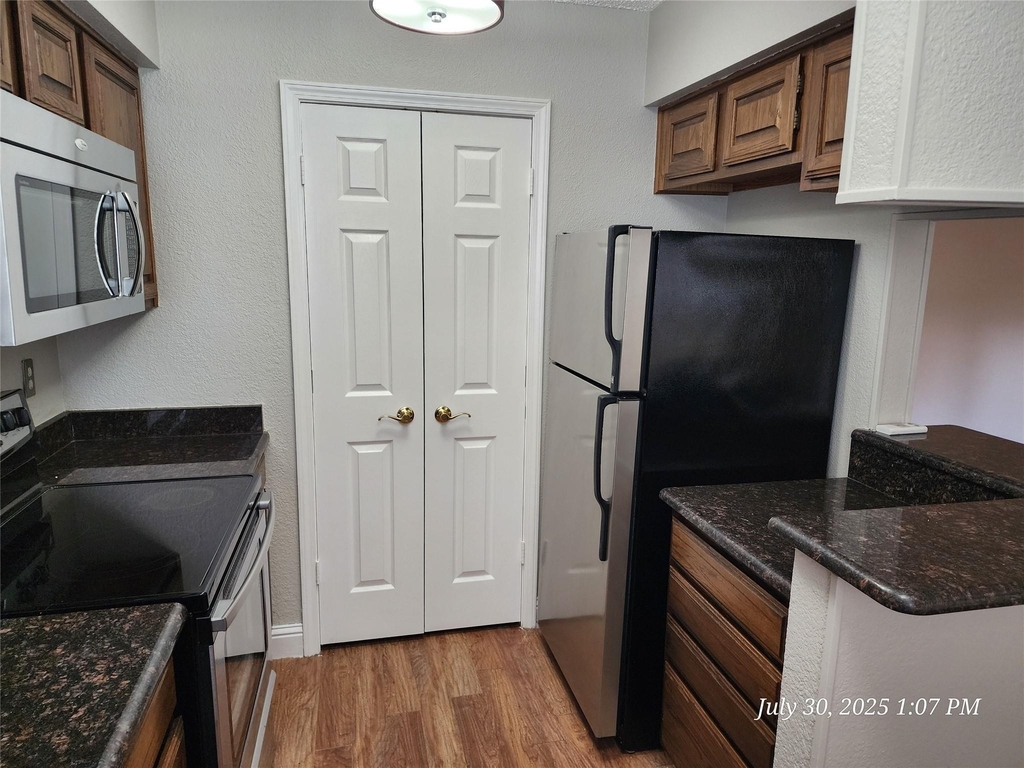 1308 Memory Lane - Photo 6
