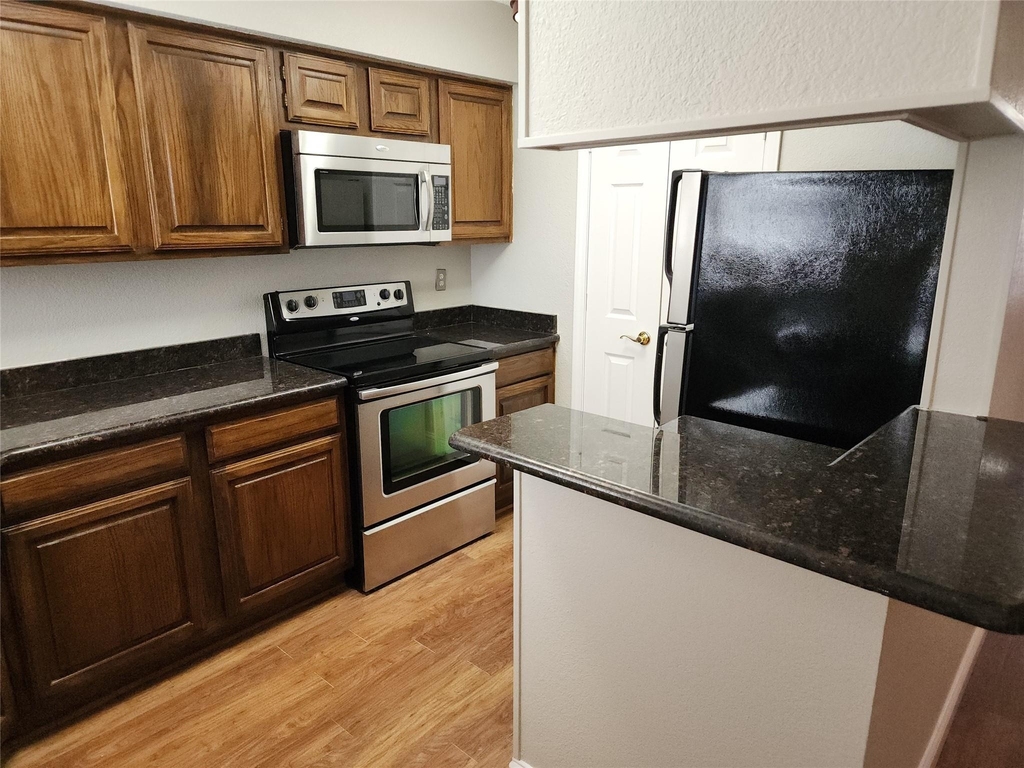 1308 Memory Lane - Photo 4