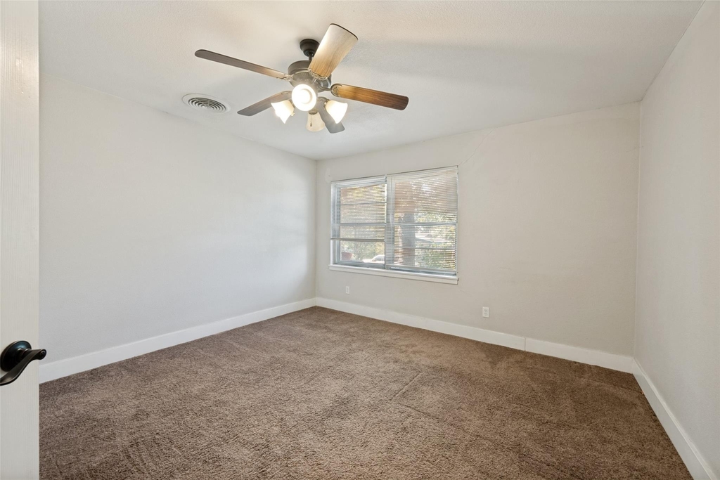 6336 Norma Street - Photo 6