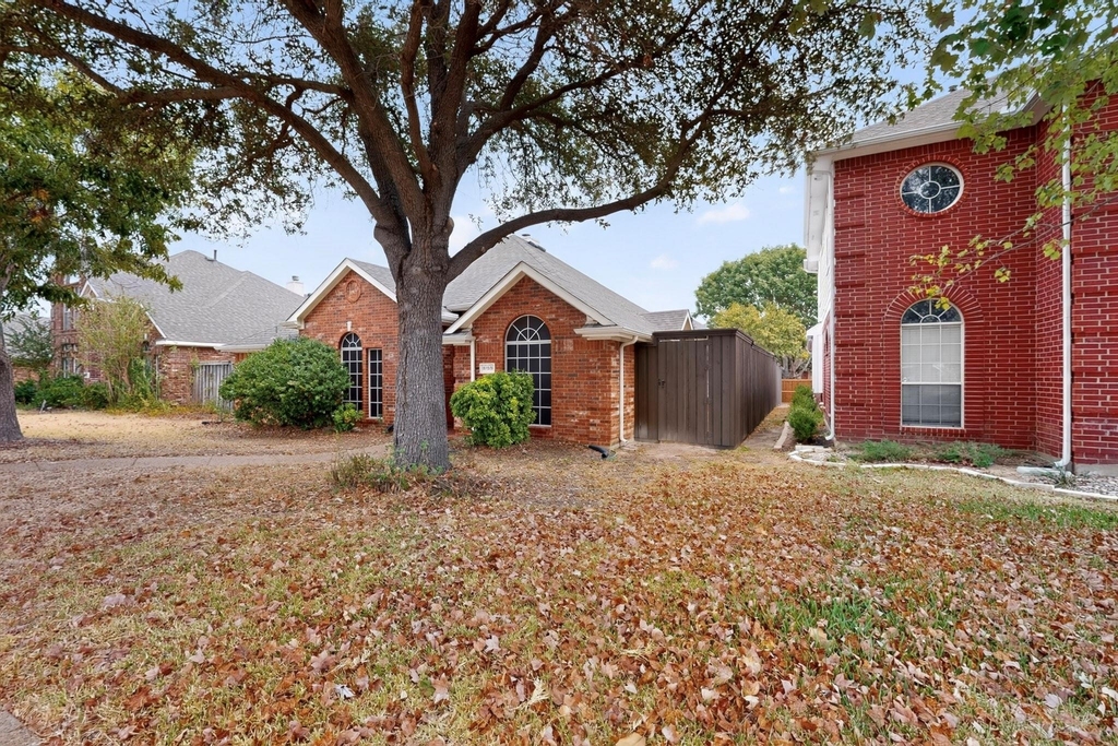 8108 Case Drive - Photo 2