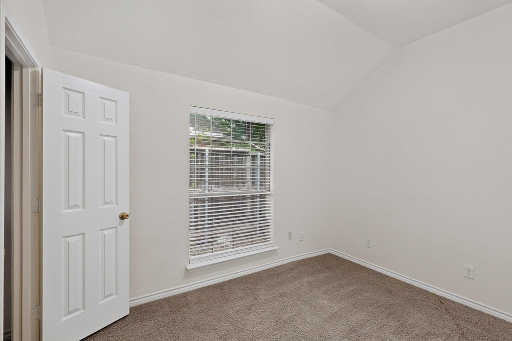 8108 Case Drive - Photo 32
