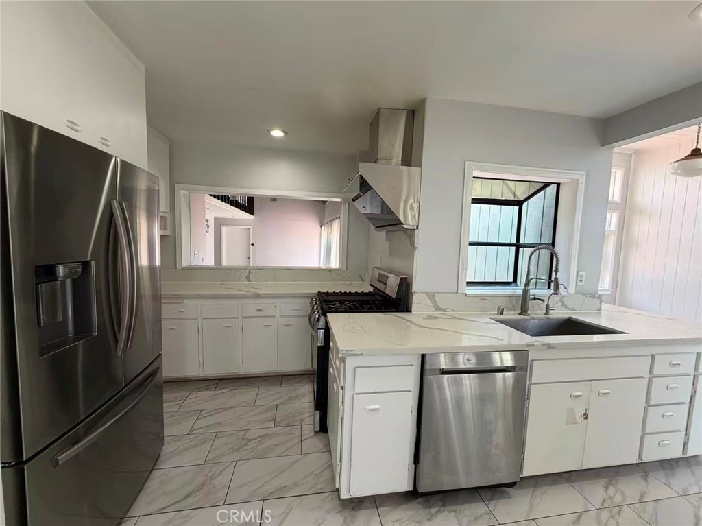 5738 Agnes - Photo 5