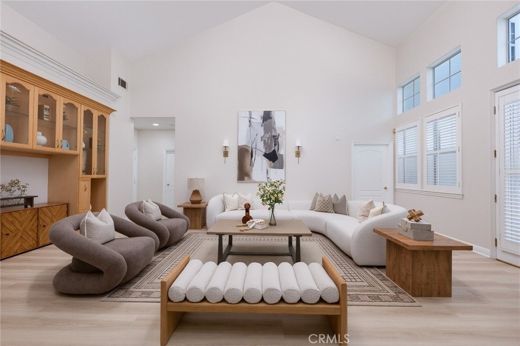 18218 Senteno Street - Photo 6