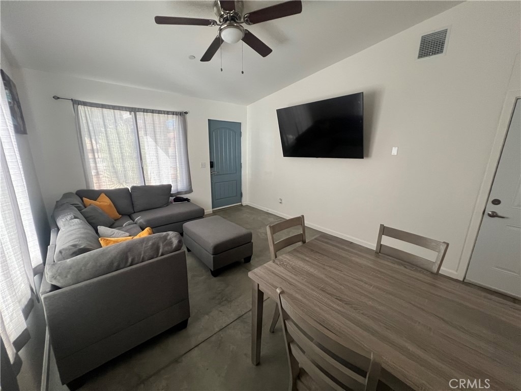 13244 El Cajon - Photo 7