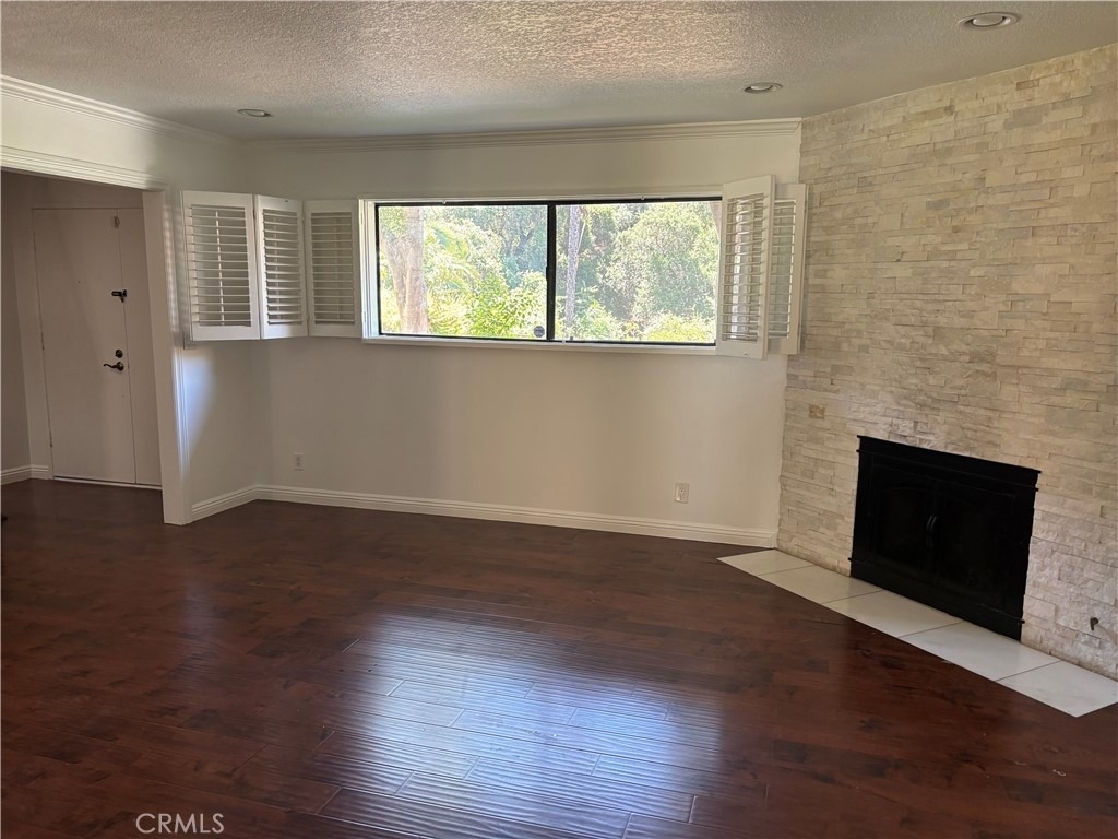 214 Teague Drive - Photo 2