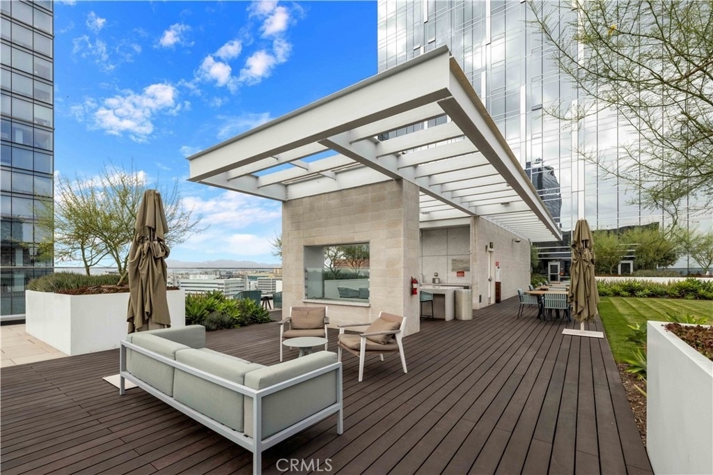 877 Francisco St - Photo 28