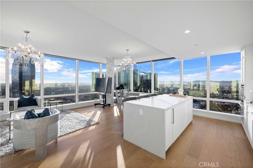 877 Francisco St - Photo 4