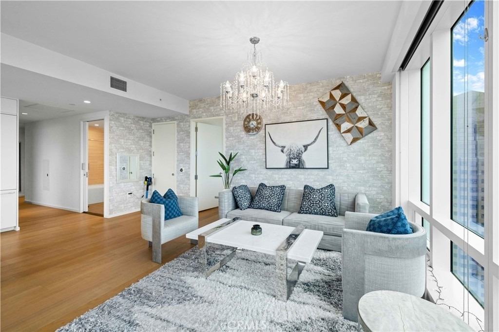 877 Francisco St - Photo 3