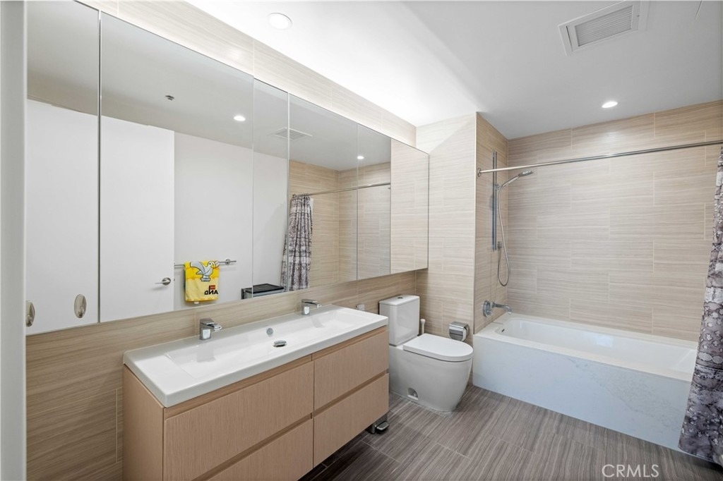 877 Francisco St - Photo 15