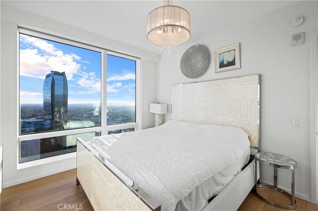 877 Francisco St - Photo 12