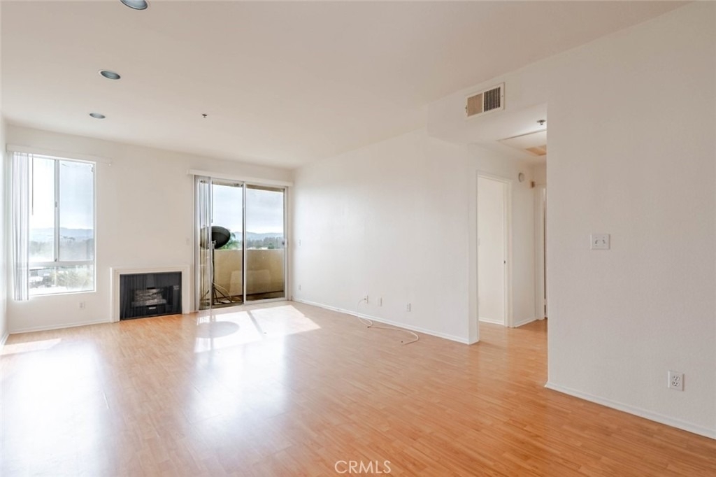 19350 Sherman Way - Photo 4