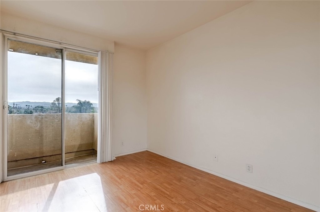 19350 Sherman Way - Photo 8