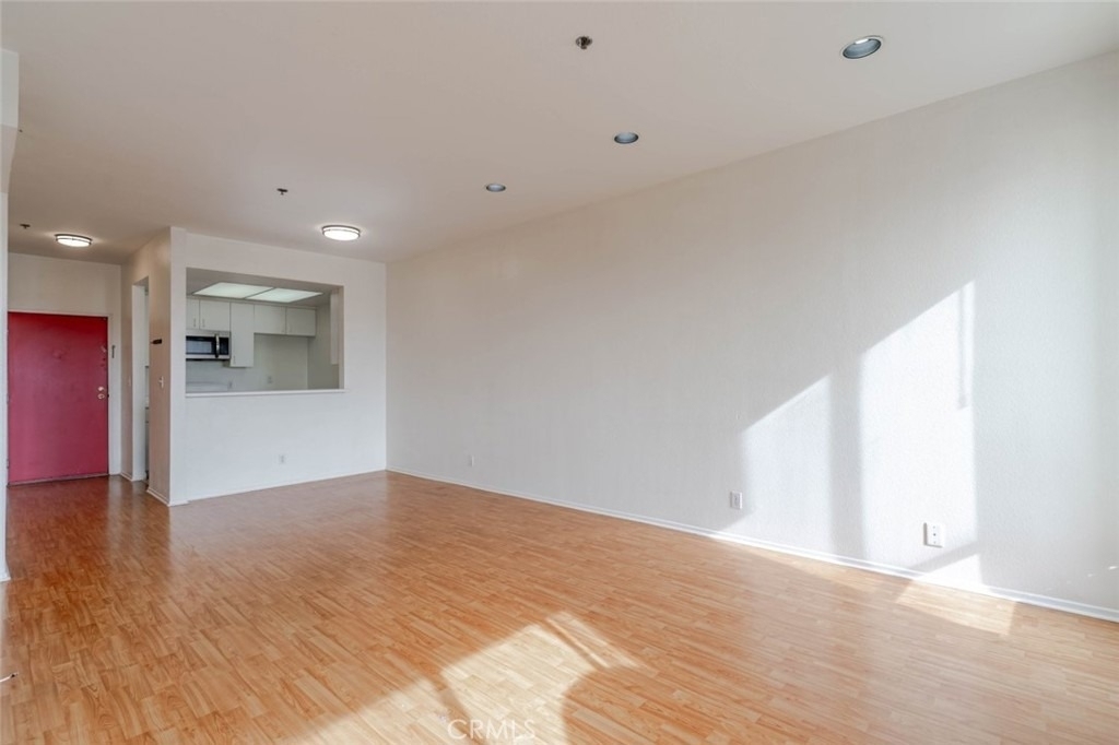 19350 Sherman Way - Photo 5
